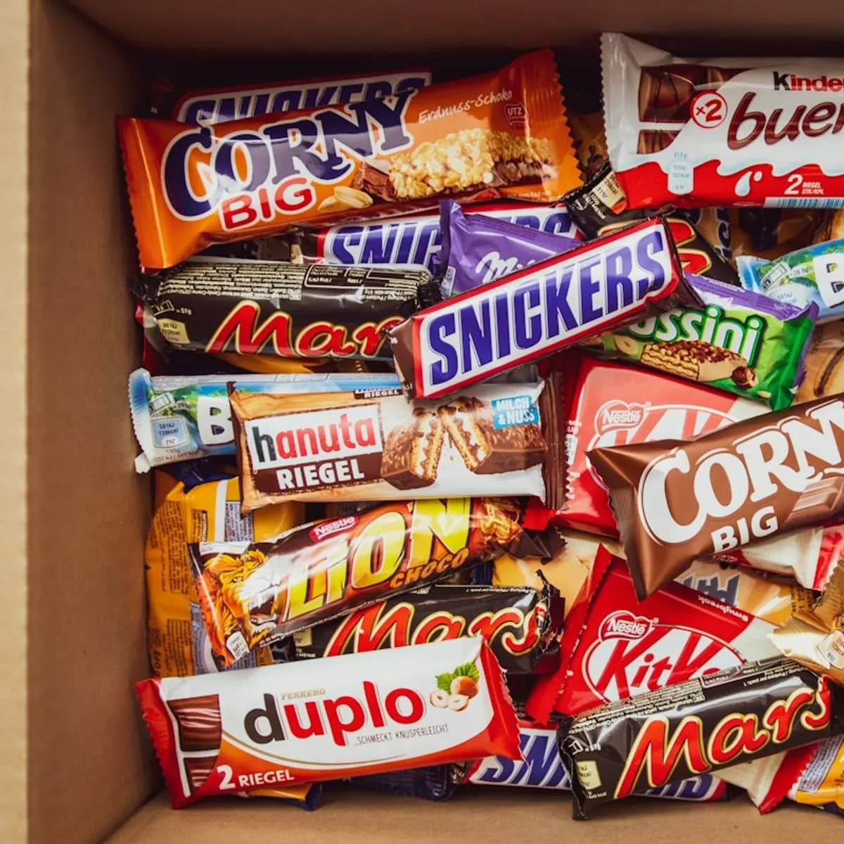 Assorted Chocolate Bars Box (24 pcs)